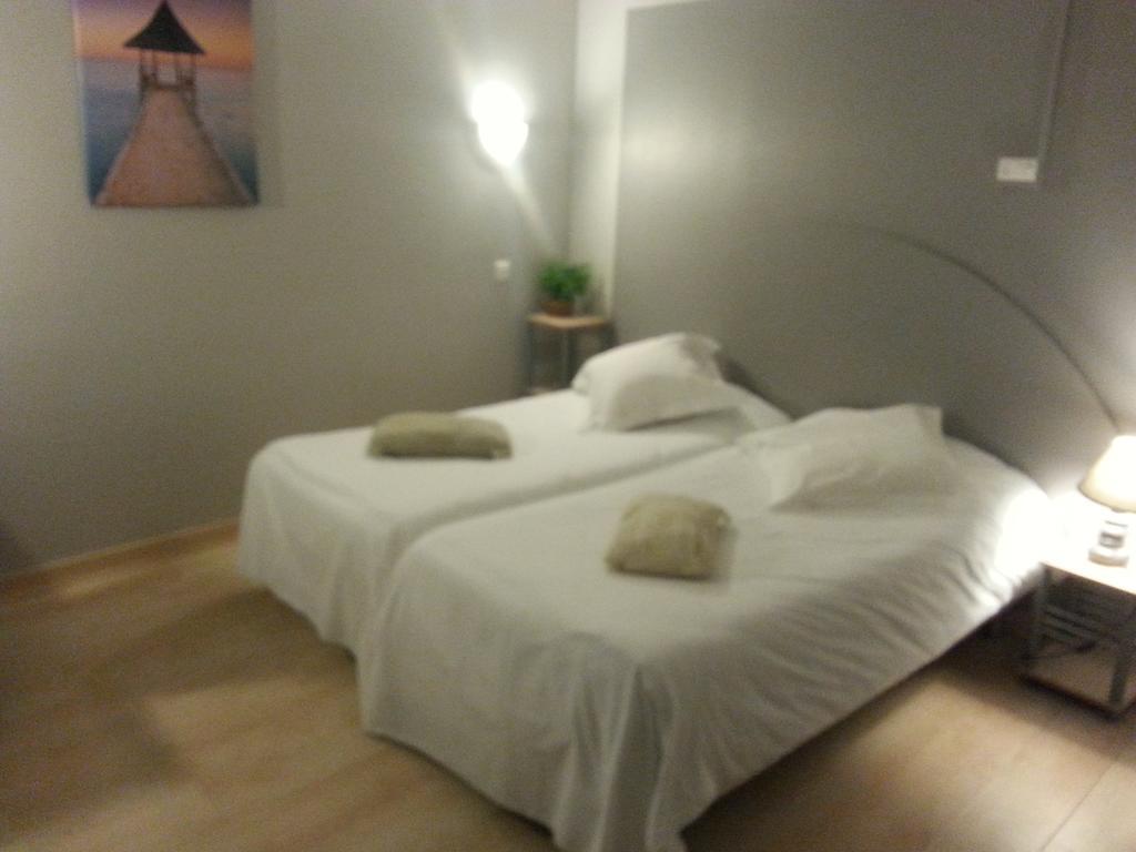 Hotel Du Lion D'Or Marmande Ngoại thất bức ảnh