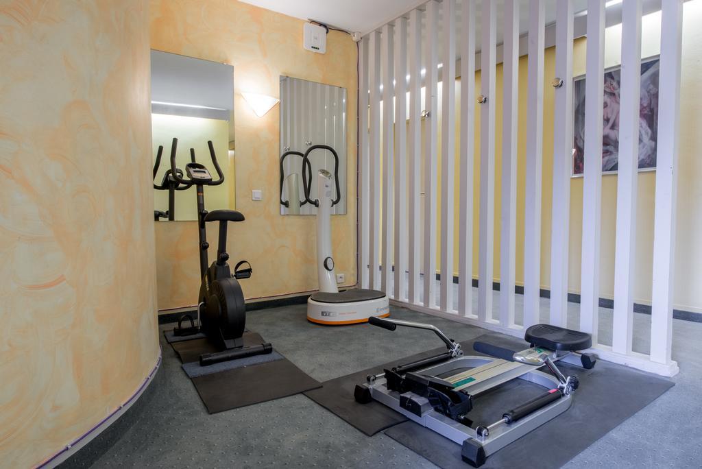 Hotel Du Lion D'Or Marmande Ngoại thất bức ảnh