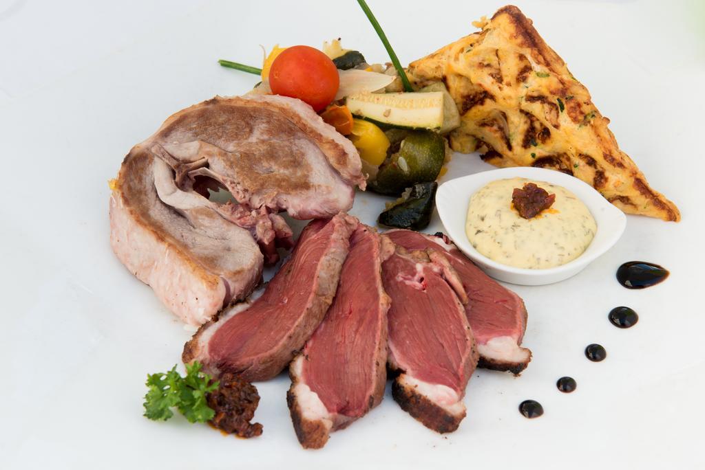 Hotel Du Lion D'Or Marmande Ngoại thất bức ảnh