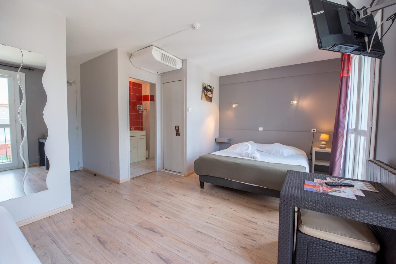 Hotel Du Lion D'Or Marmande Ngoại thất bức ảnh