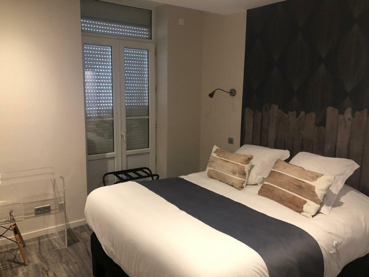 Hotel Du Lion D'Or Marmande Ngoại thất bức ảnh